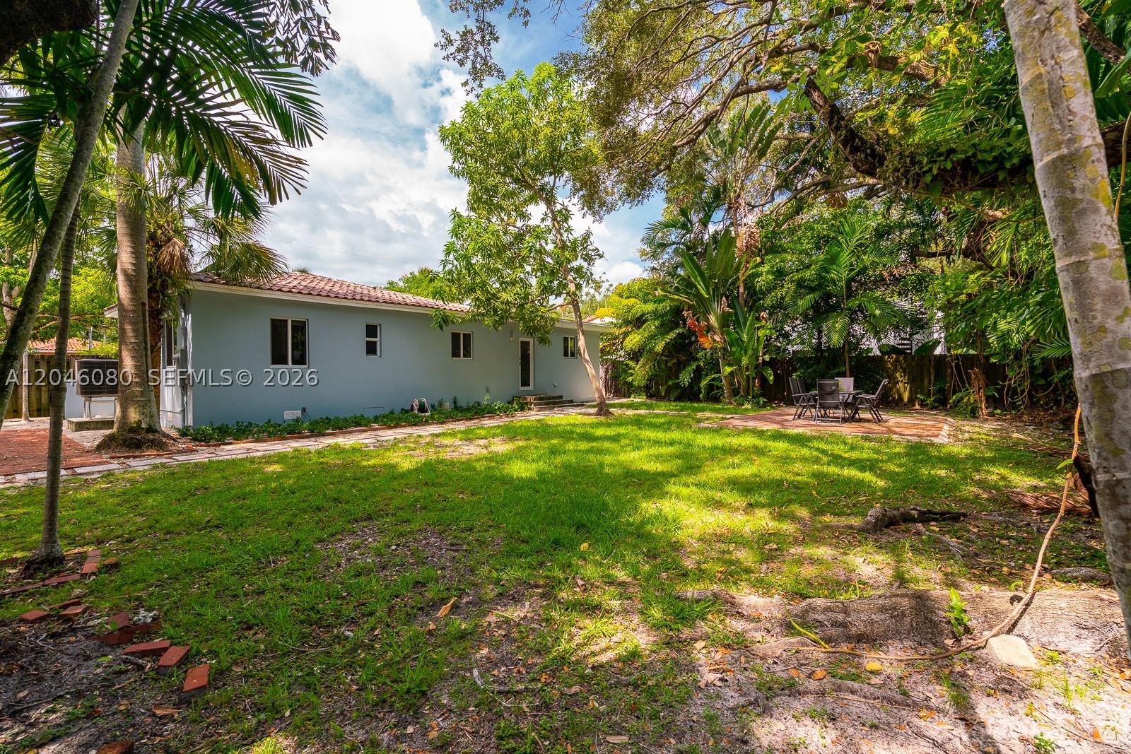 SILVER BLUFF EST SEC C - Residential