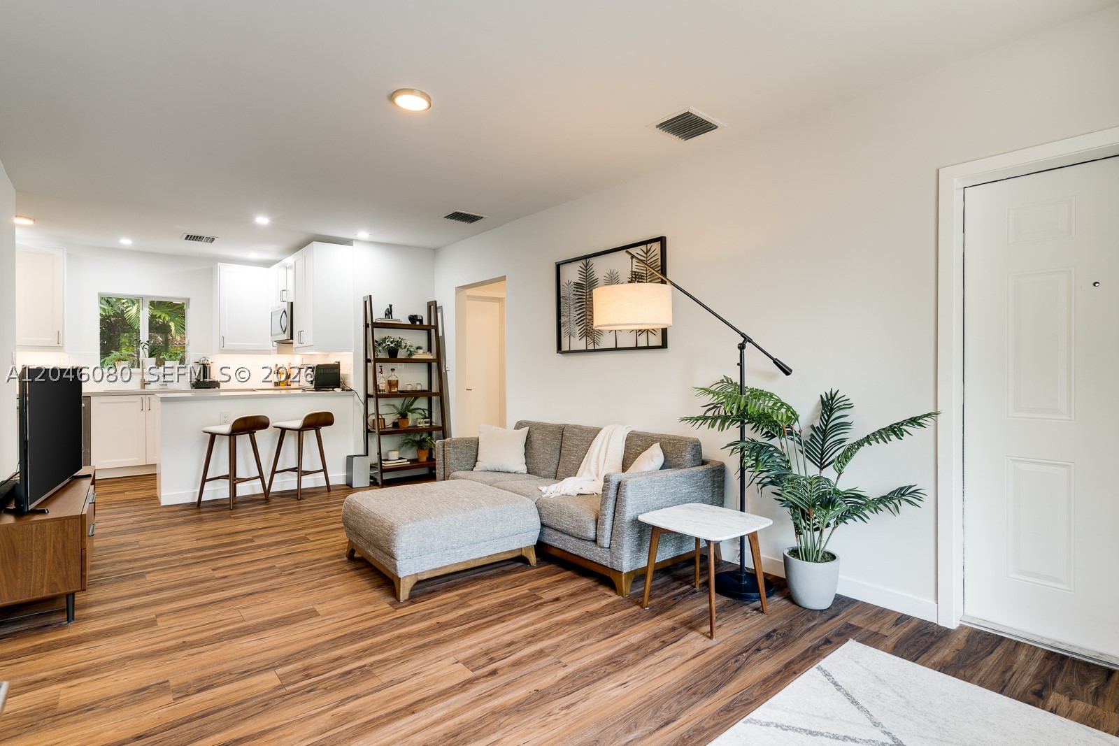 SILVER BLUFF EST SEC C - Residential