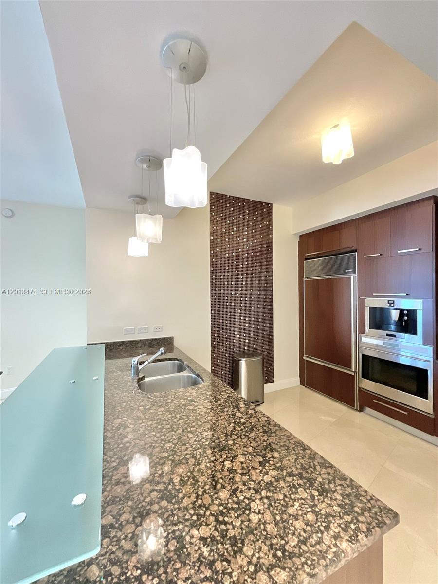 TDR TOWER I CONDO - Residential