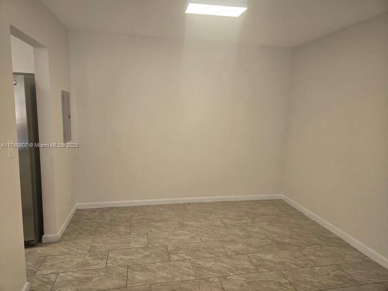 HAMPTON COURT CONDO - Residential Lease