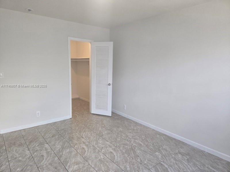 HAMPTON COURT CONDO - Residential Lease