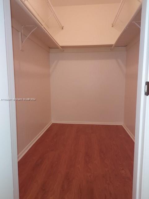 RESIDENCES @ THE FALLS CO - Residential Lease