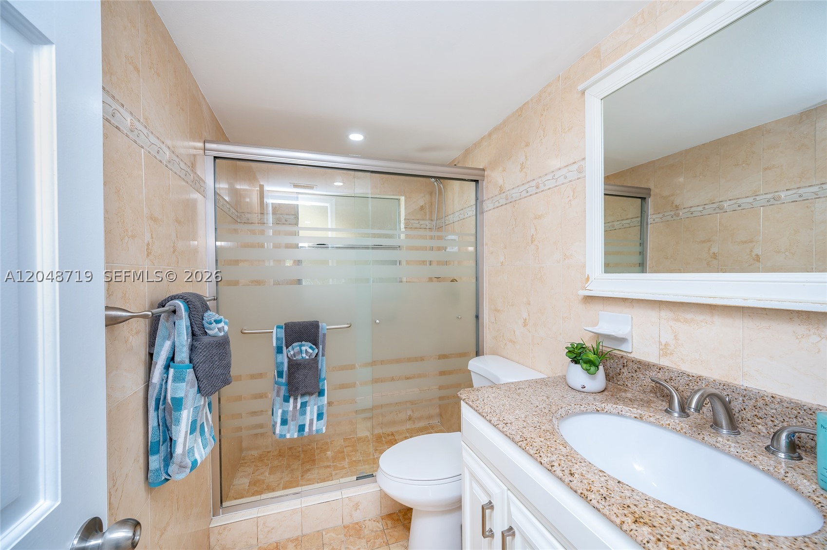 KINGS CREEK SO CONDO - Residential Lease