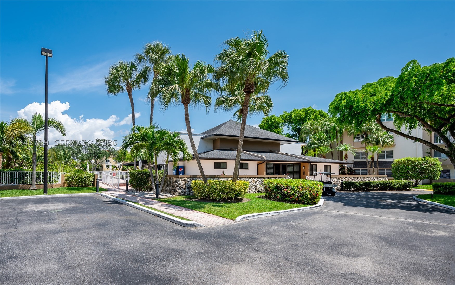 KINGS CREEK SO CONDO - Residential Lease