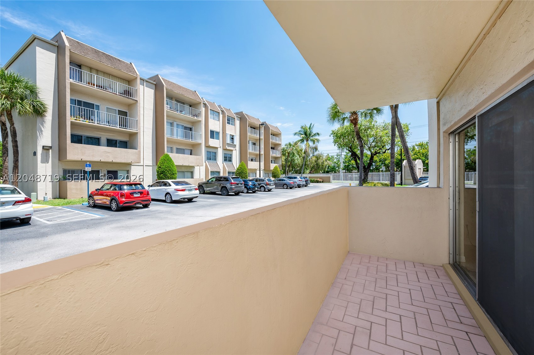 KINGS CREEK SO CONDO - Residential Lease