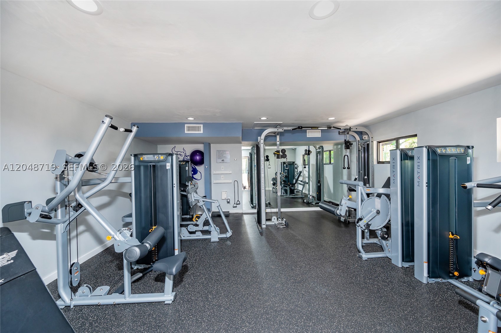 KINGS CREEK SO CONDO - Residential Lease
