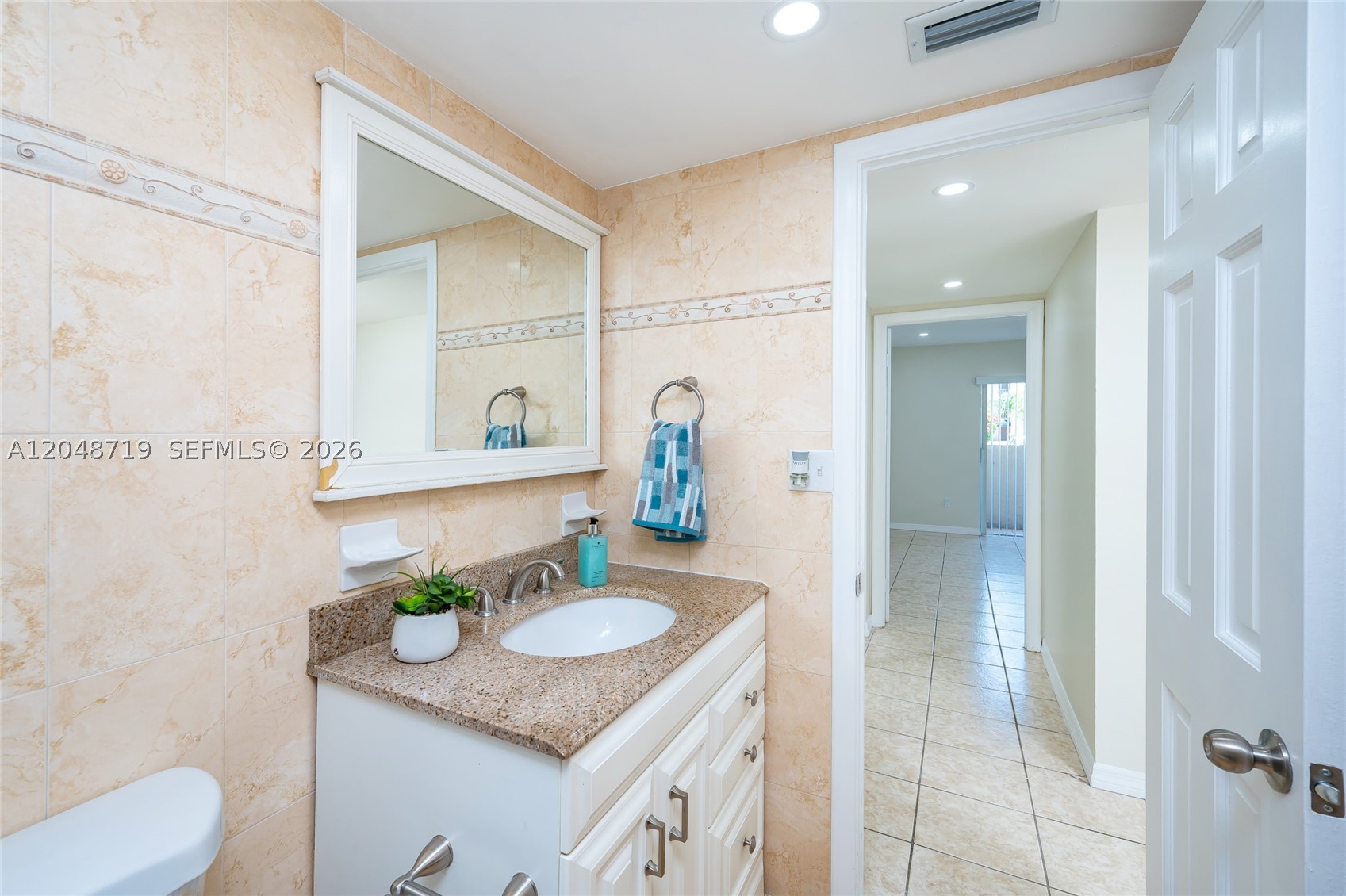 KINGS CREEK SO CONDO - Residential Lease