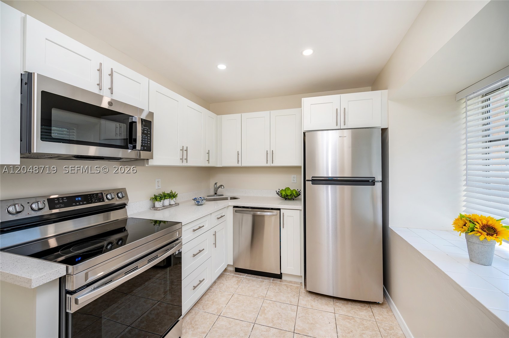 KINGS CREEK SO CONDO - Residential Lease