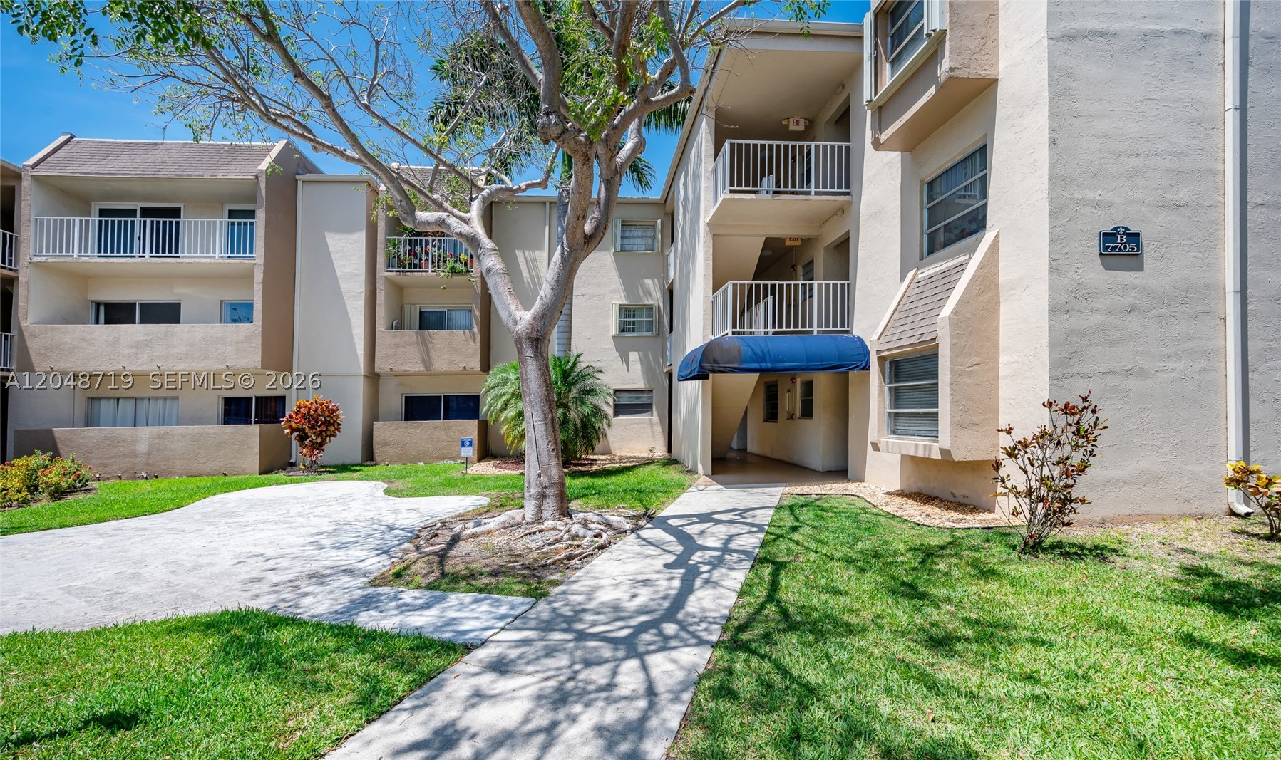 KINGS CREEK SO CONDO - Residential Lease