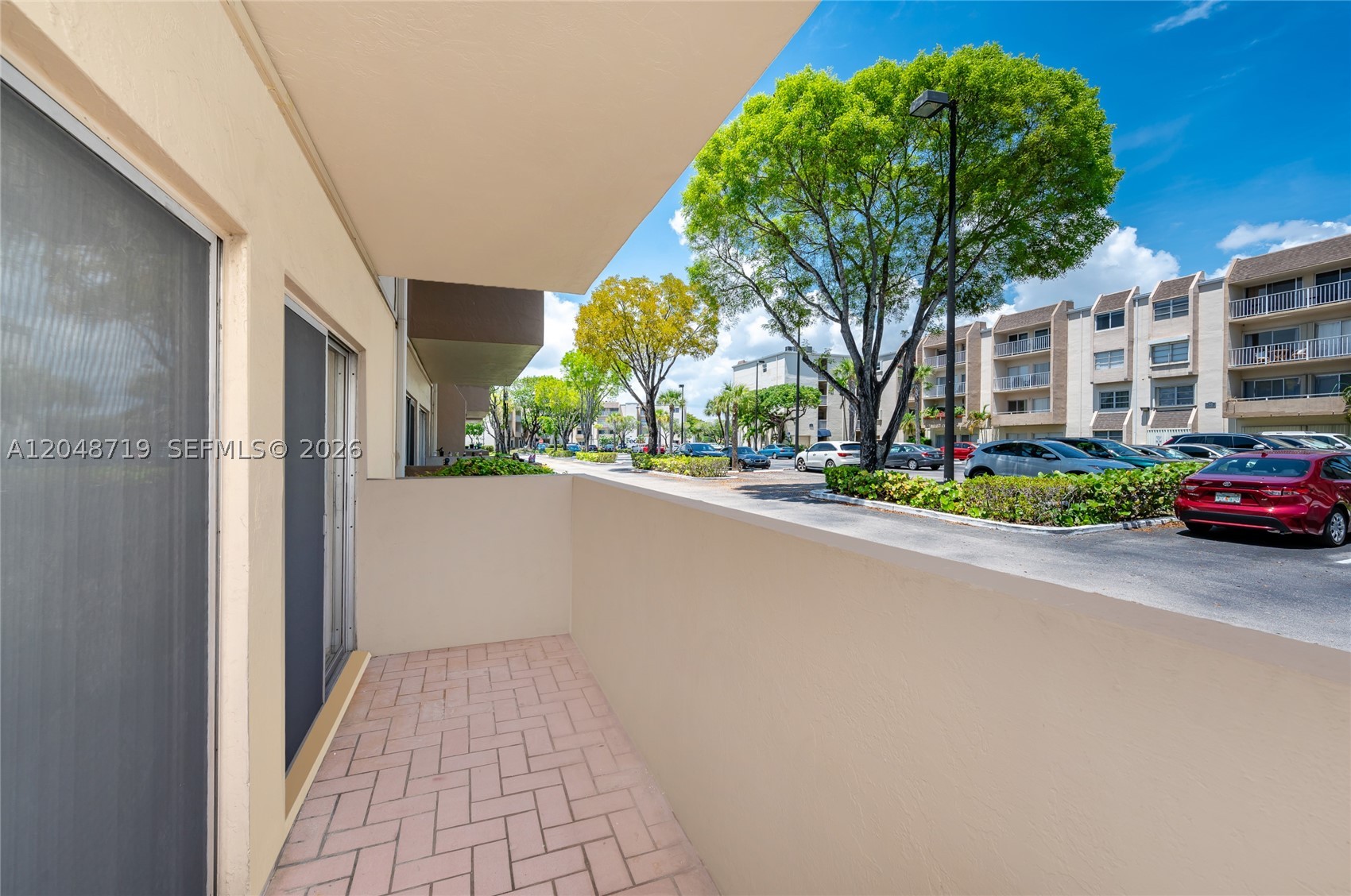 KINGS CREEK SO CONDO - Residential Lease