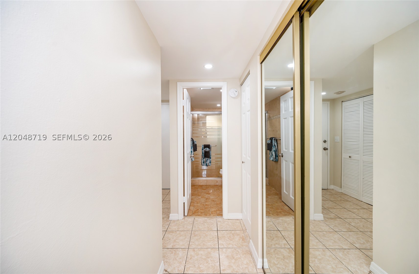 KINGS CREEK SO CONDO - Residential Lease