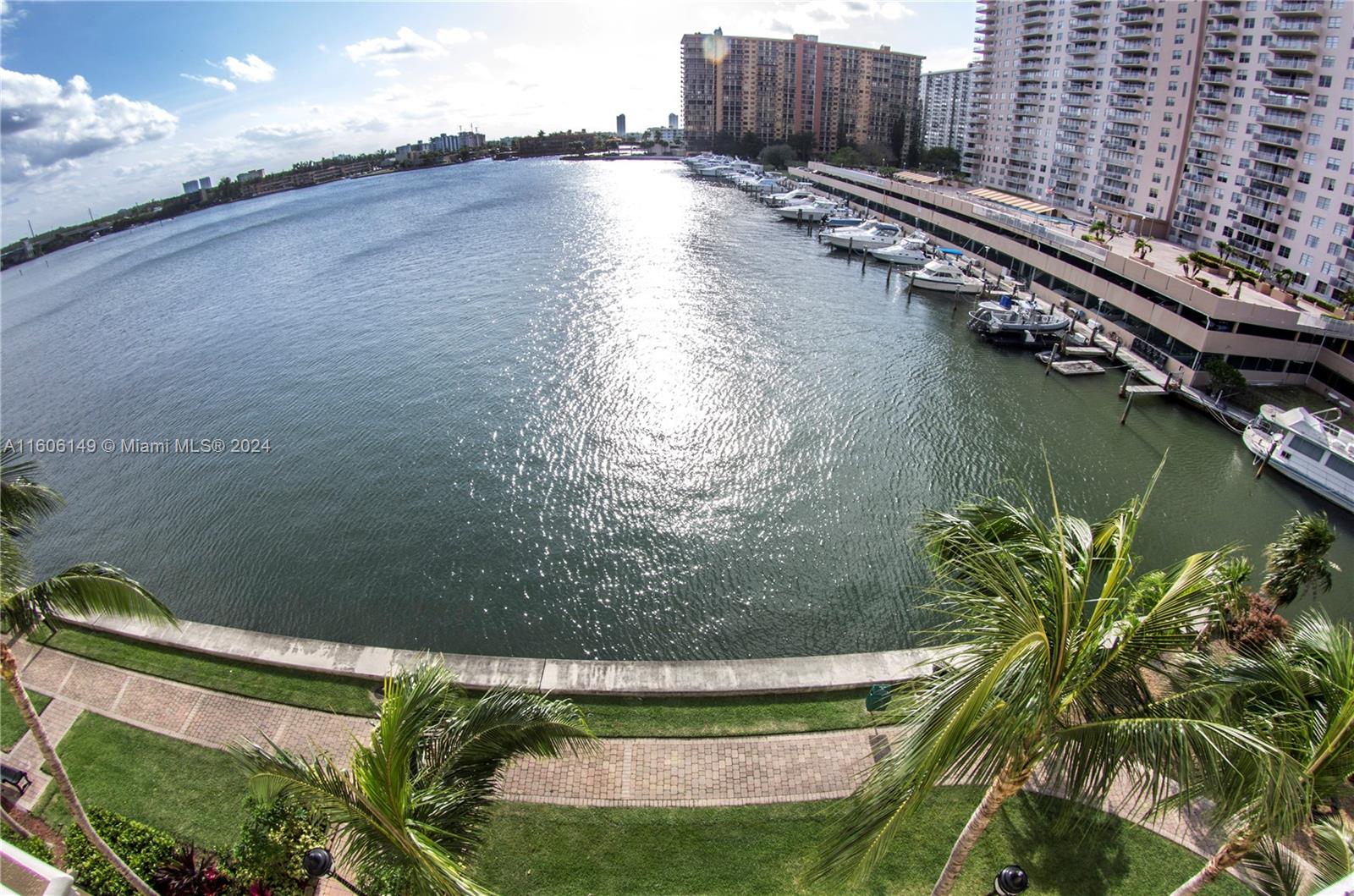 PORTO BELLAGIO CONDO - Residential Lease