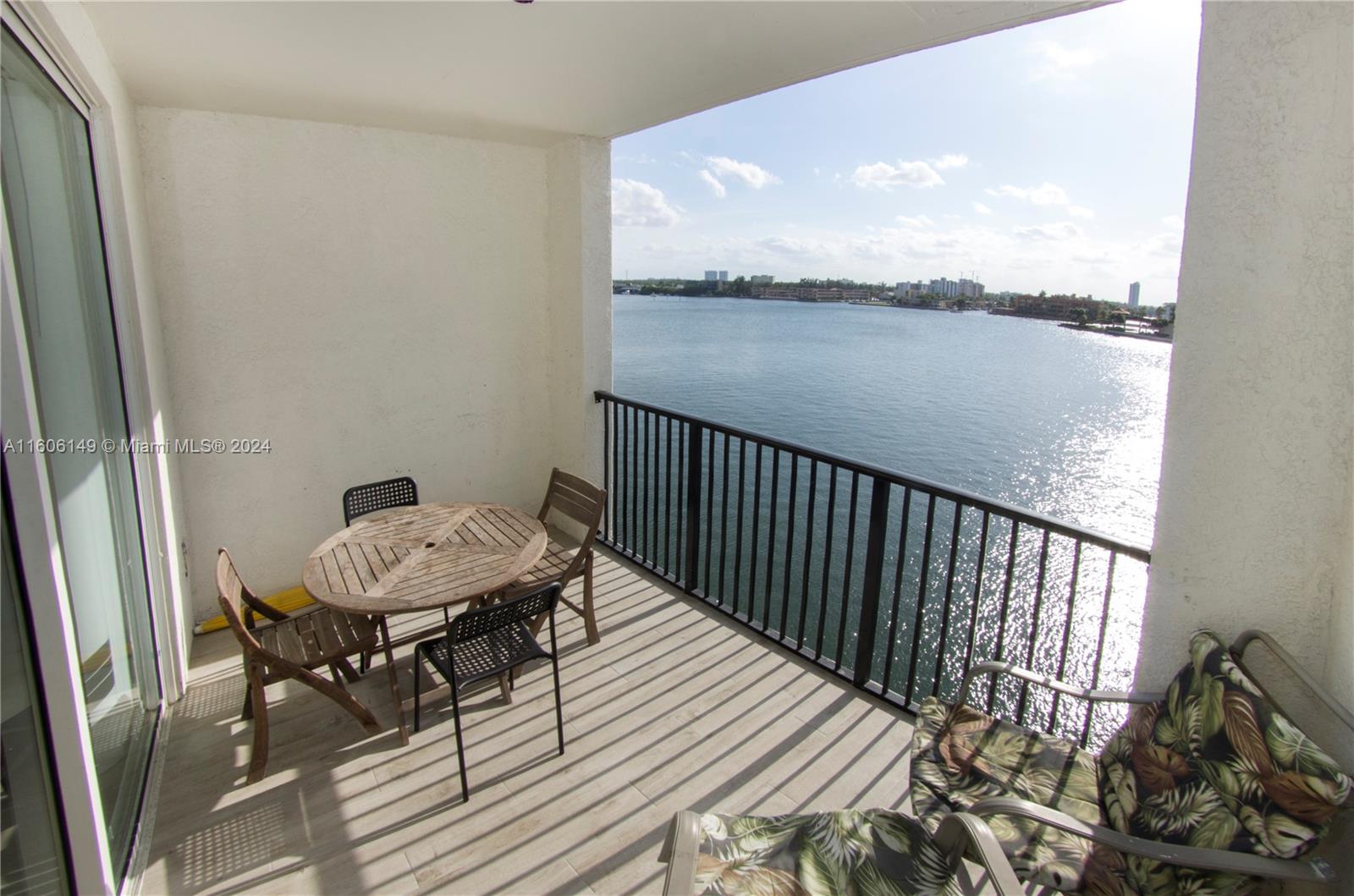 PORTO BELLAGIO CONDO - Residential Lease
