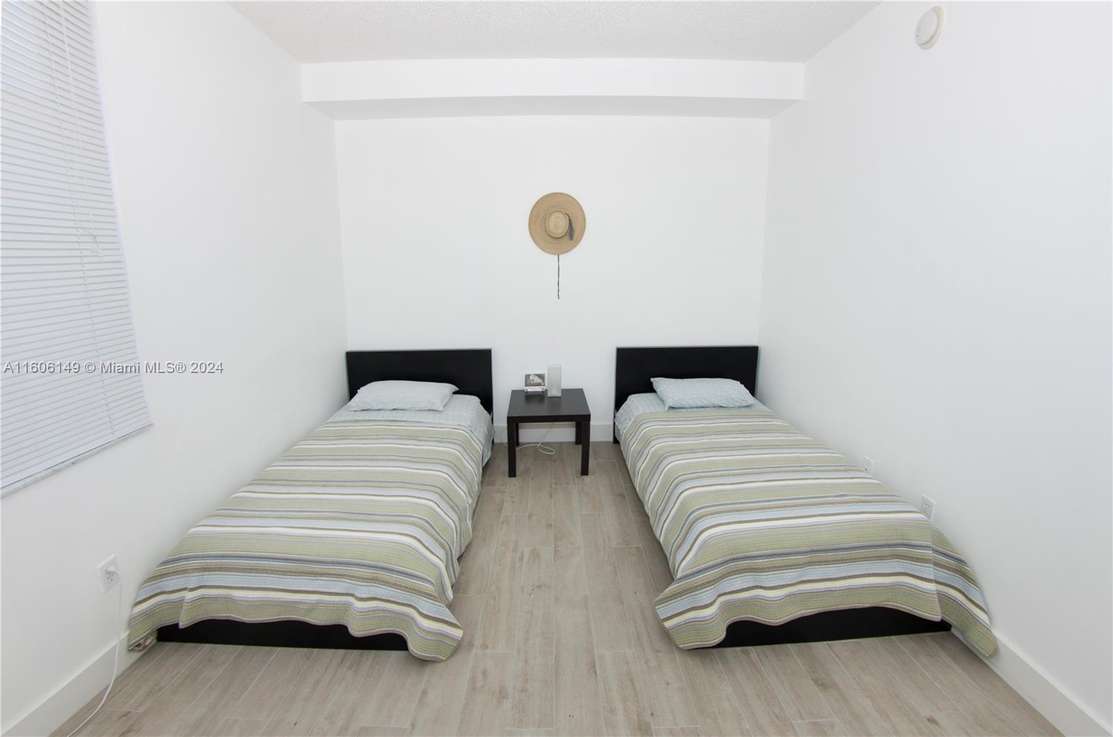 PORTO BELLAGIO CONDO - Residential Lease