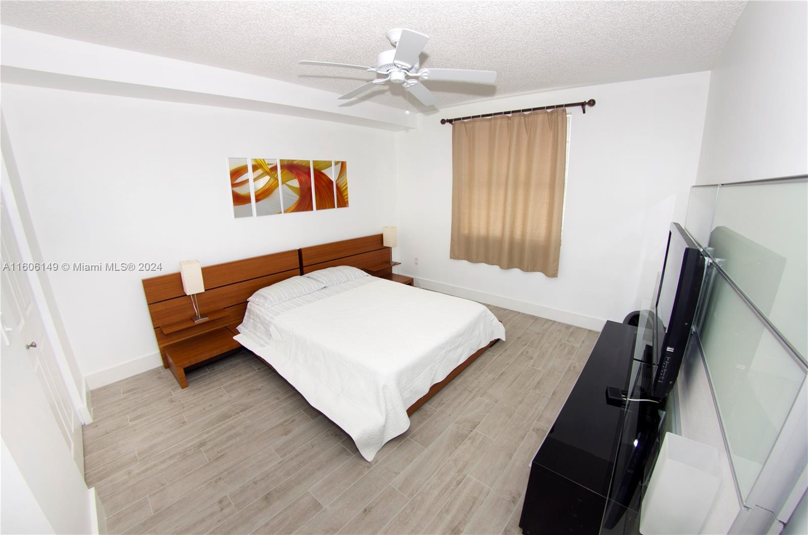 PORTO BELLAGIO CONDO - Residential Lease