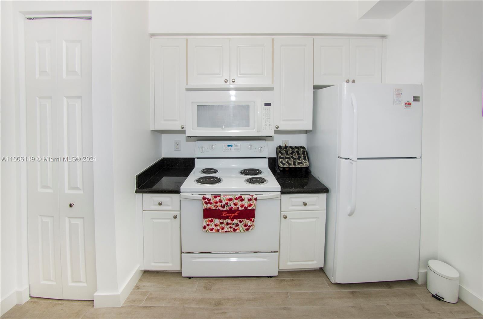 PORTO BELLAGIO CONDO - Residential Lease