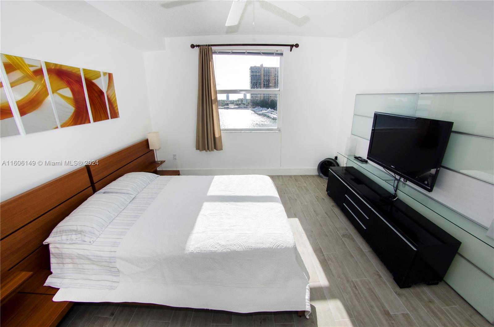 PORTO BELLAGIO CONDO - Residential Lease