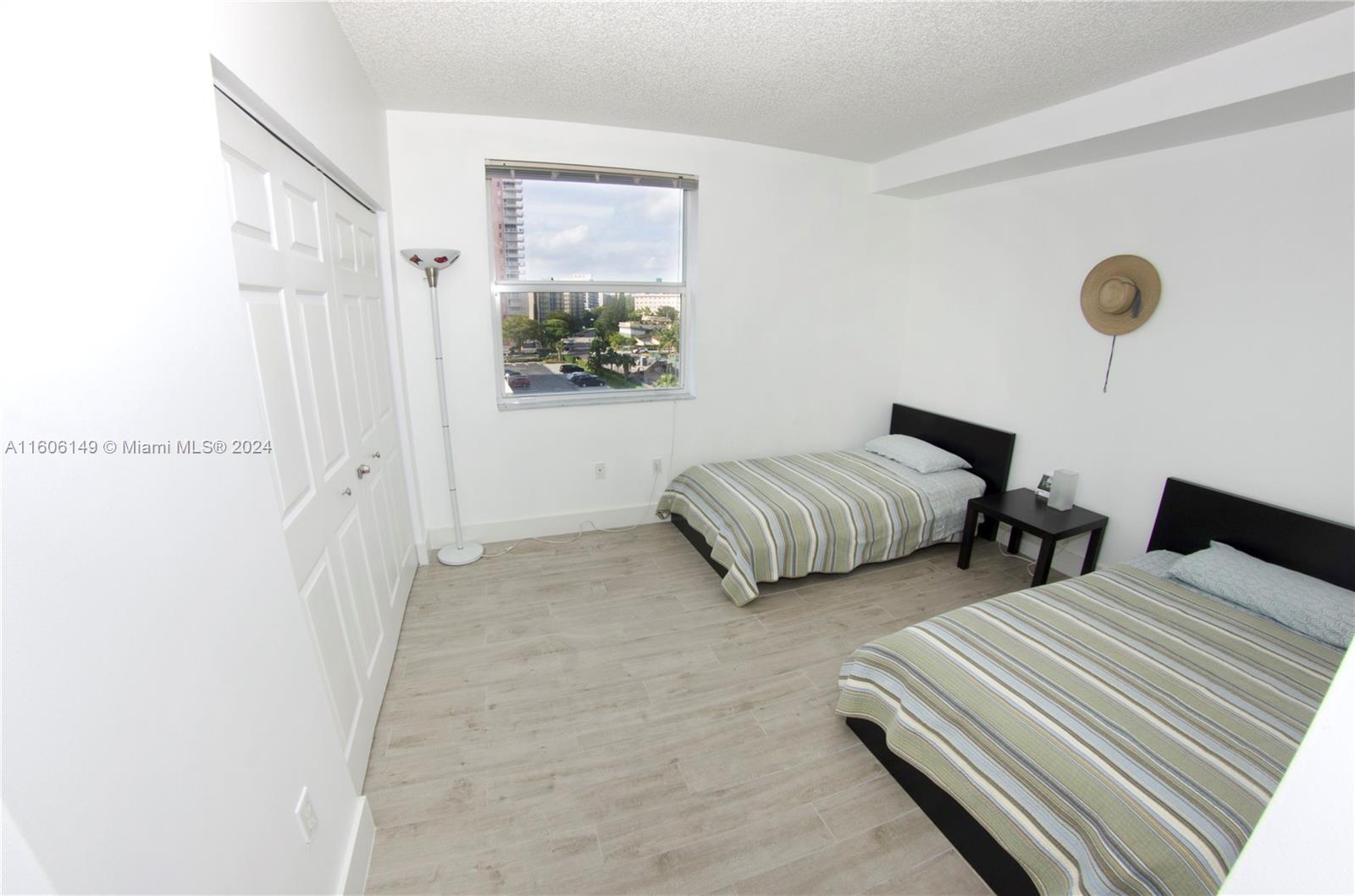 PORTO BELLAGIO CONDO - Residential Lease
