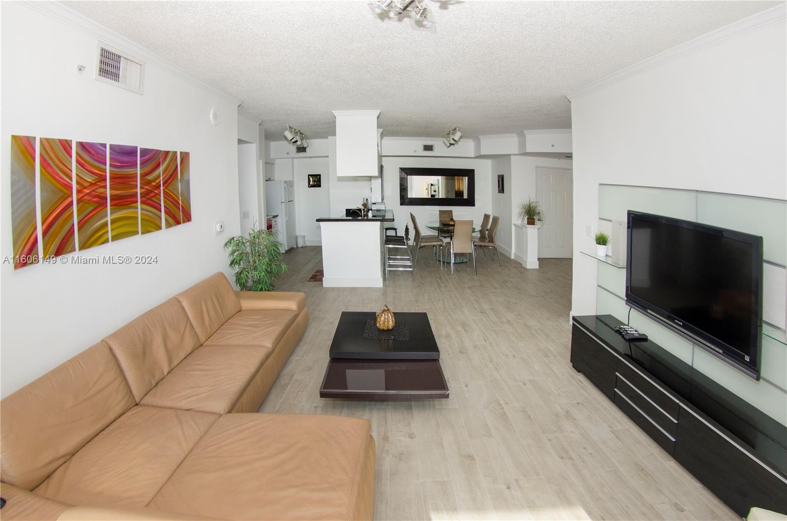 PORTO BELLAGIO CONDO - Residential Lease