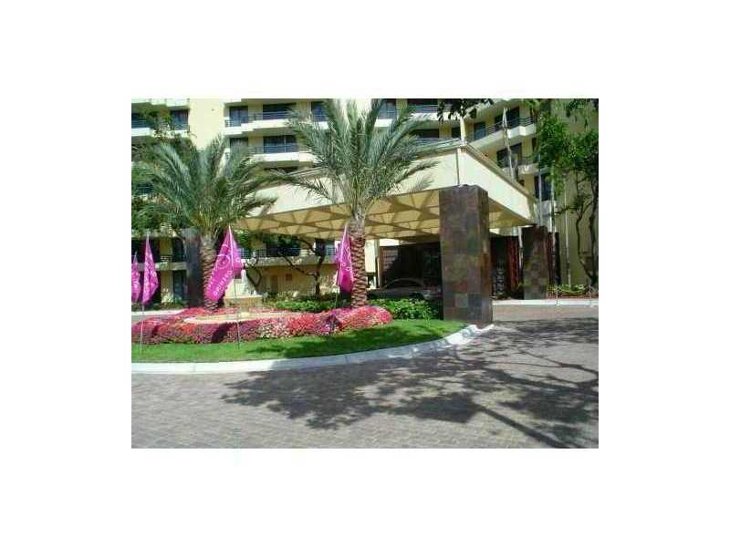 PARC CENTRAL AVENTURA EAS - Residential Lease