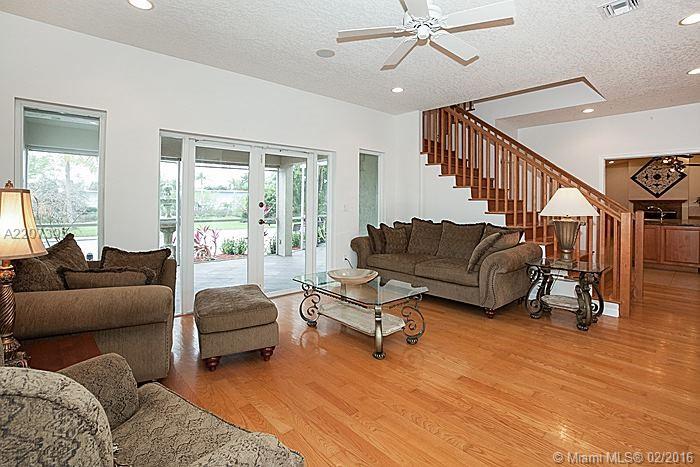 SOUTHWEST RANCHES - Residential
