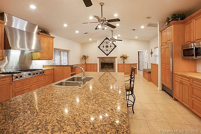 SOUTHWEST RANCHES - Residential