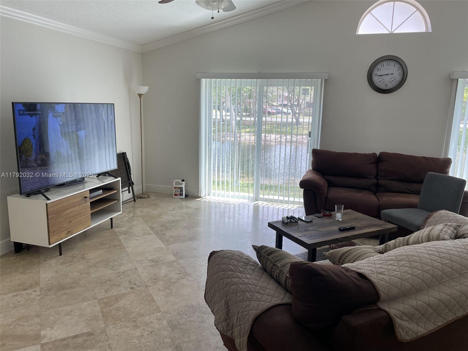 CENTURA PARC AT COCONUT C - Residential Lease
