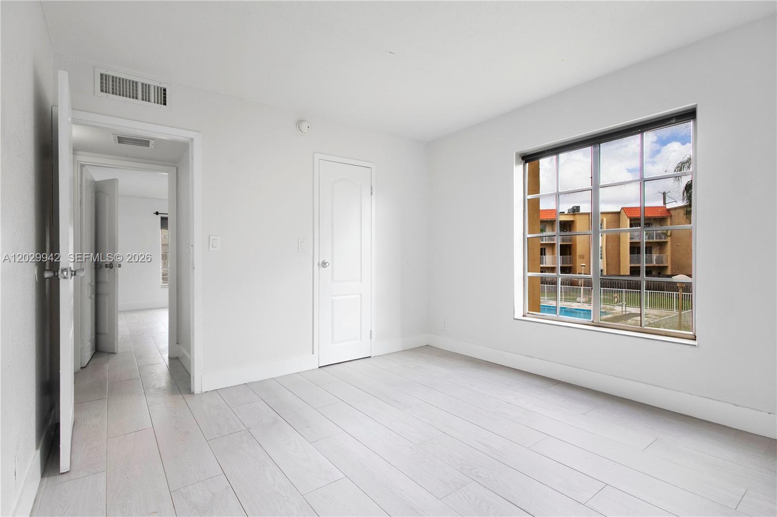 DORAL GARDENS II CONDO - Residential