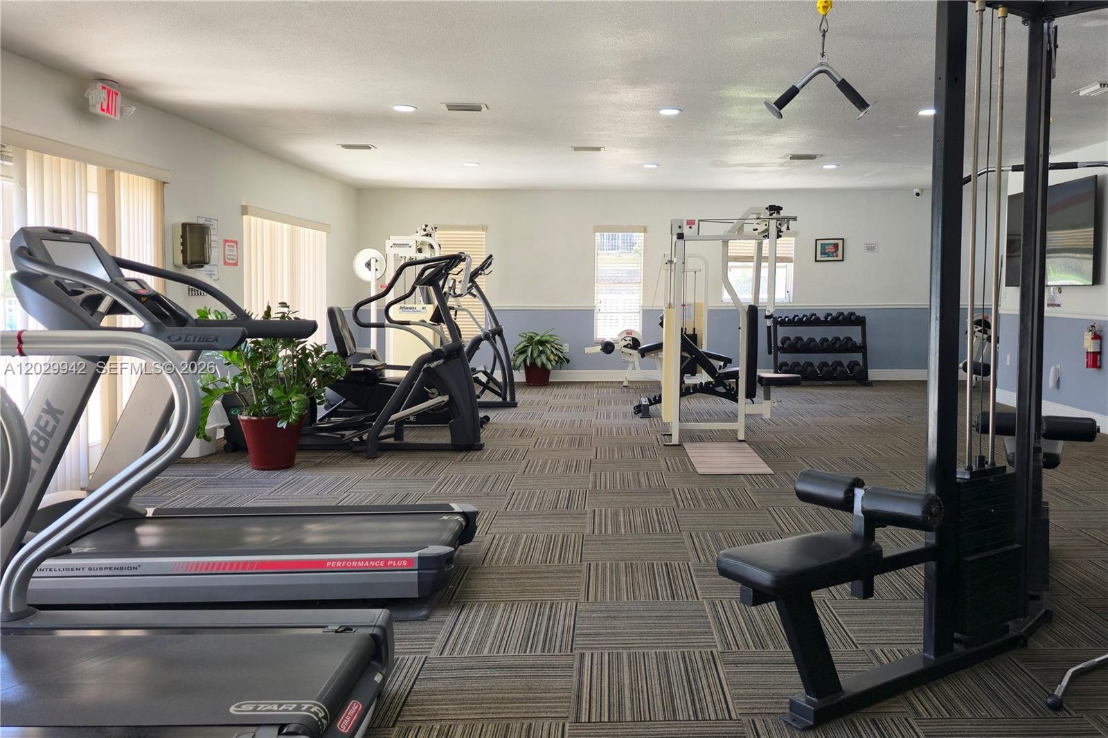 DORAL GARDENS II CONDO - Residential