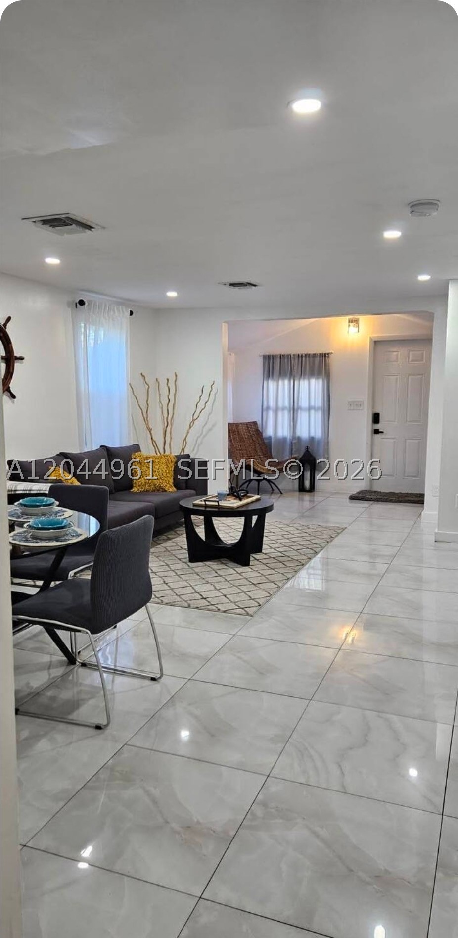TOWN OF DANIA - Residential Lease