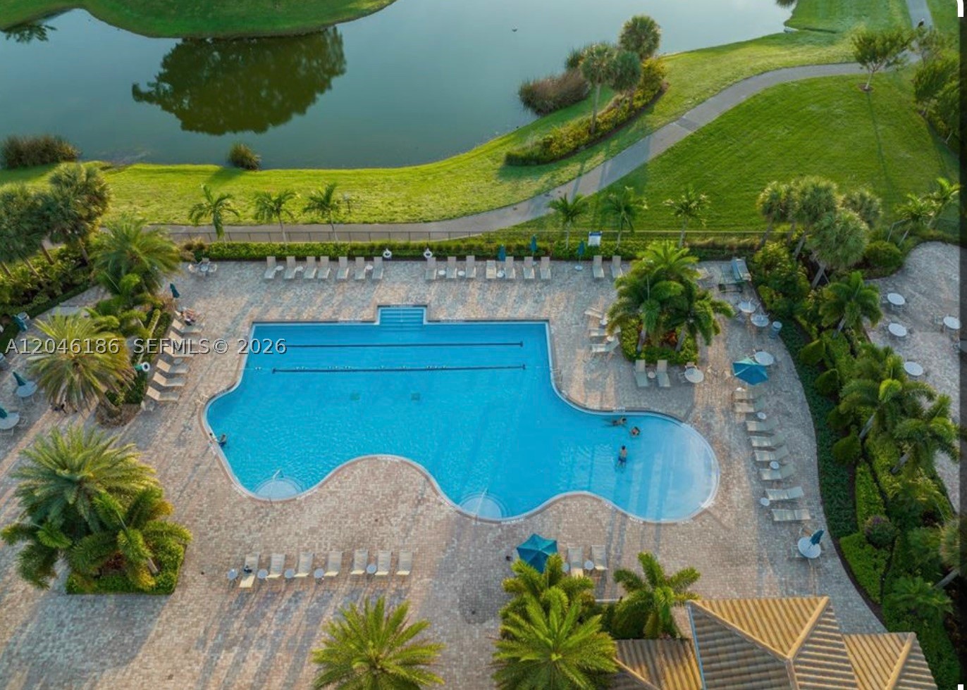 HILLCREST COUNTRY CLUB NO - Residential