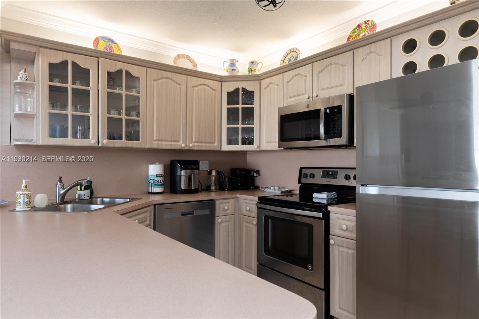 SEA AIR TOWERS CONDO - Residential