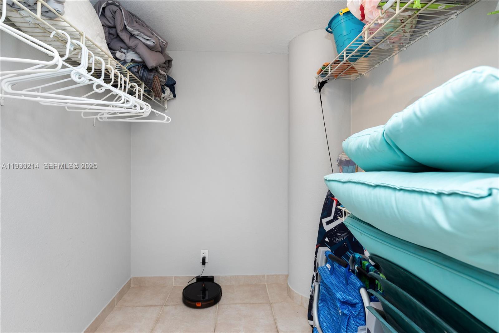 SEA AIR TOWERS CONDO - Residential