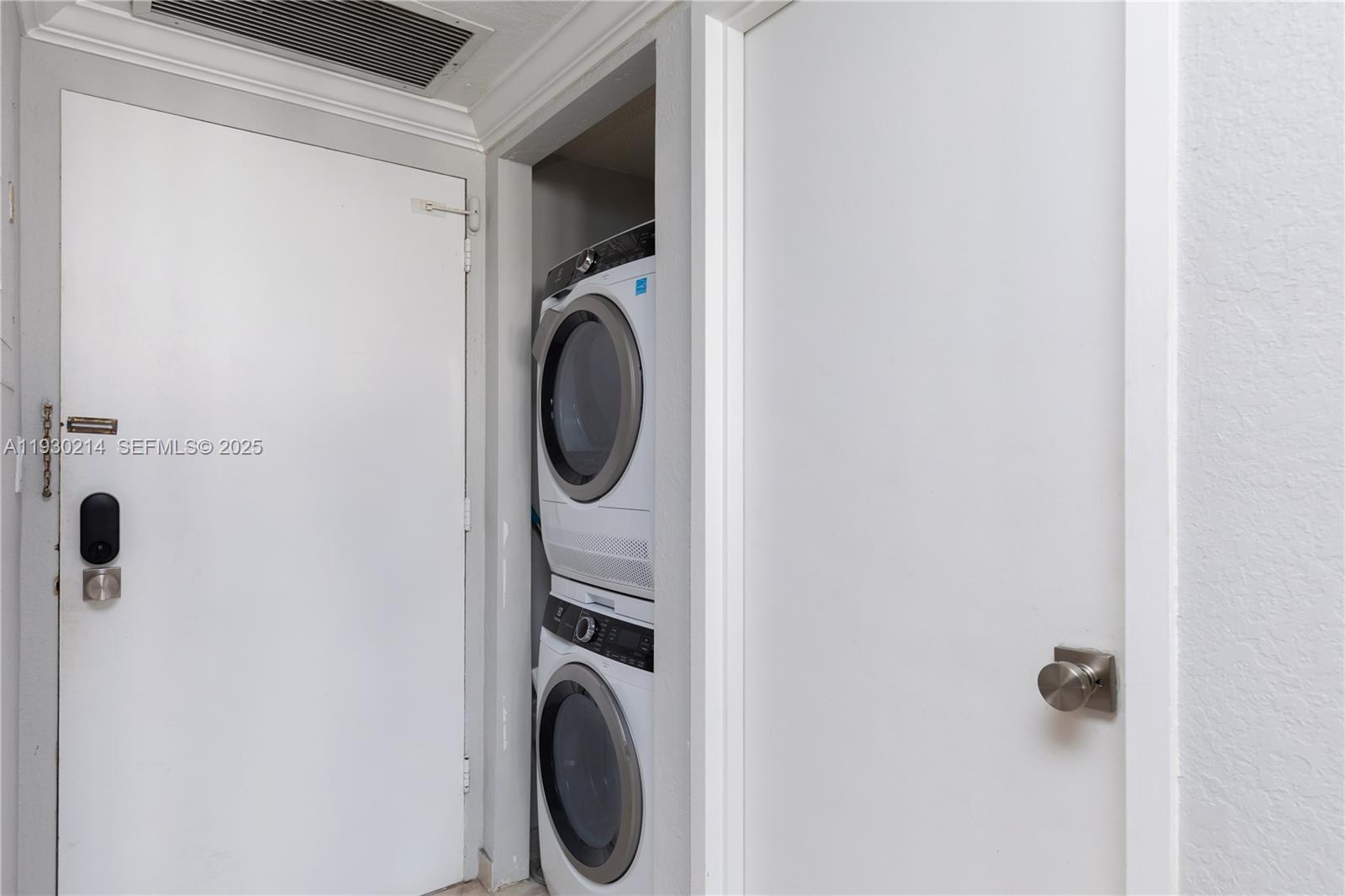 SEA AIR TOWERS CONDO - Residential