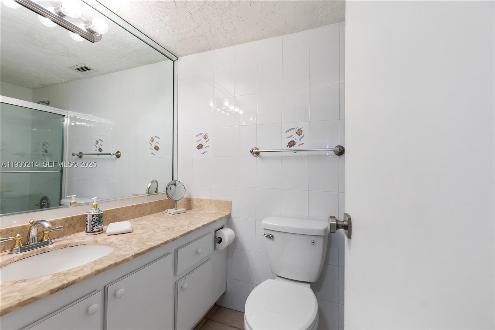 SEA AIR TOWERS CONDO - Residential