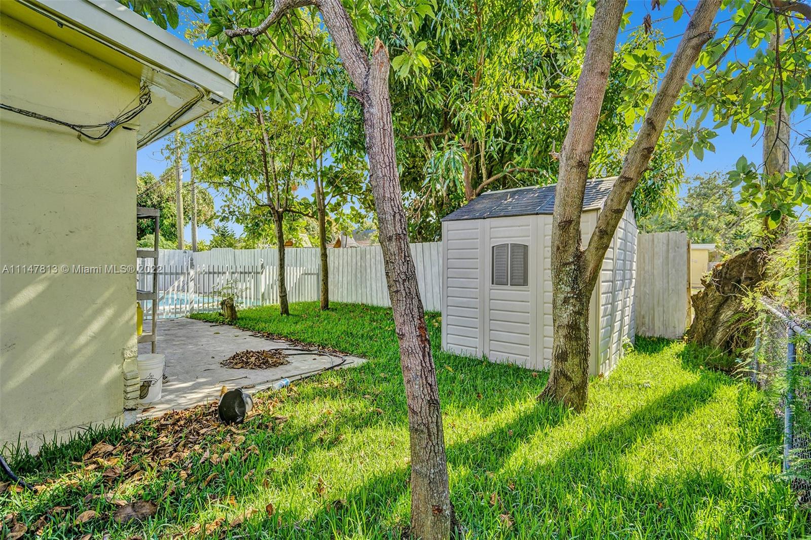BEACH HEIGHTS - Residential Lease