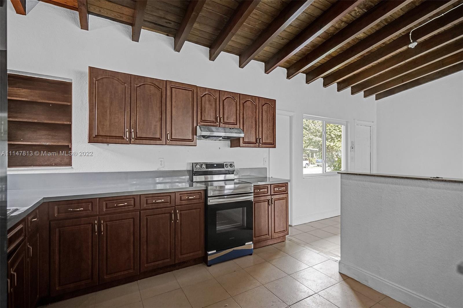 BEACH HEIGHTS - Residential Lease