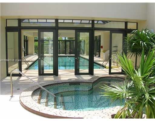 TOWERS OF QUAYSIDE CONDO - Residential