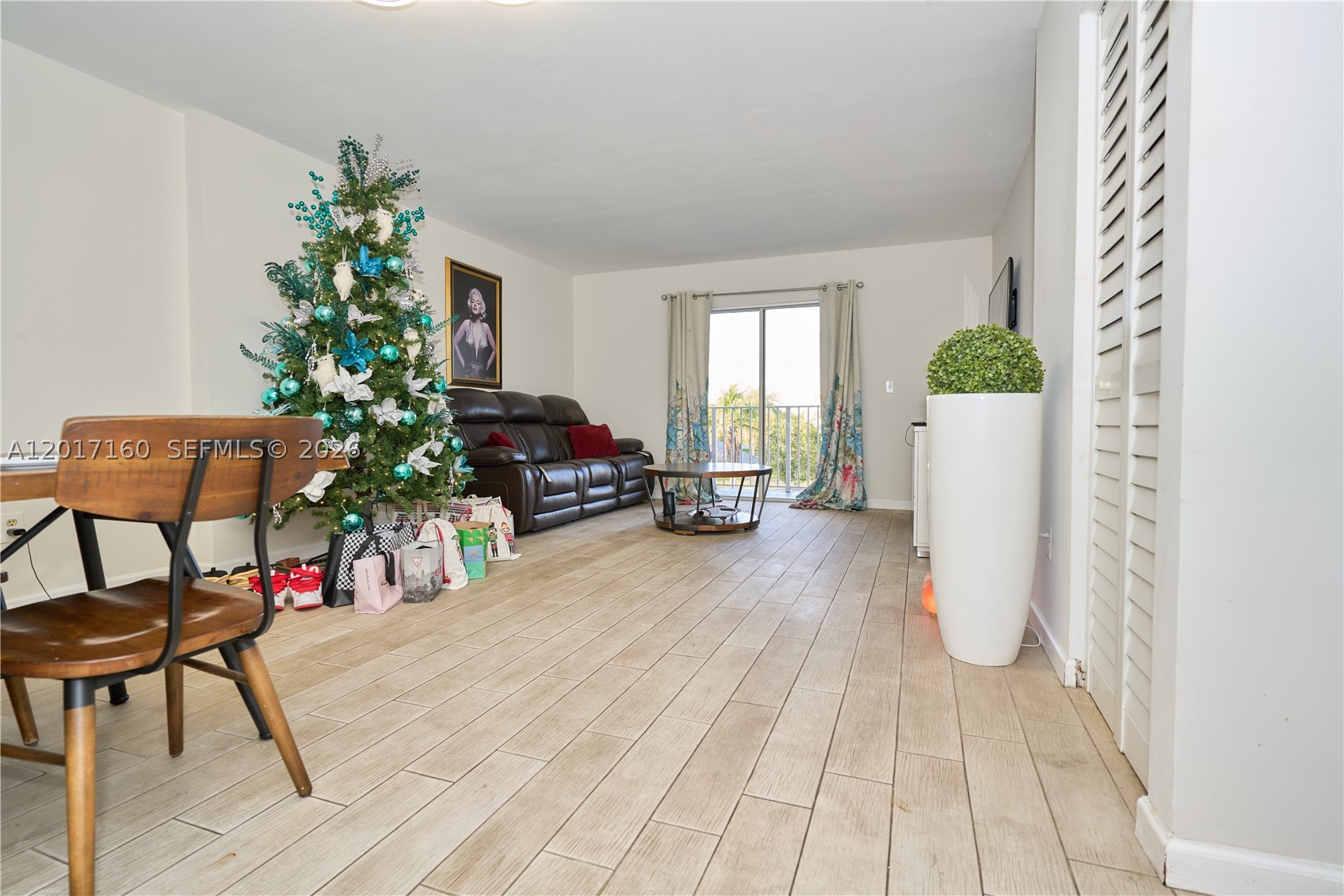 SAGA BAY GARDENS CONDO - Residential