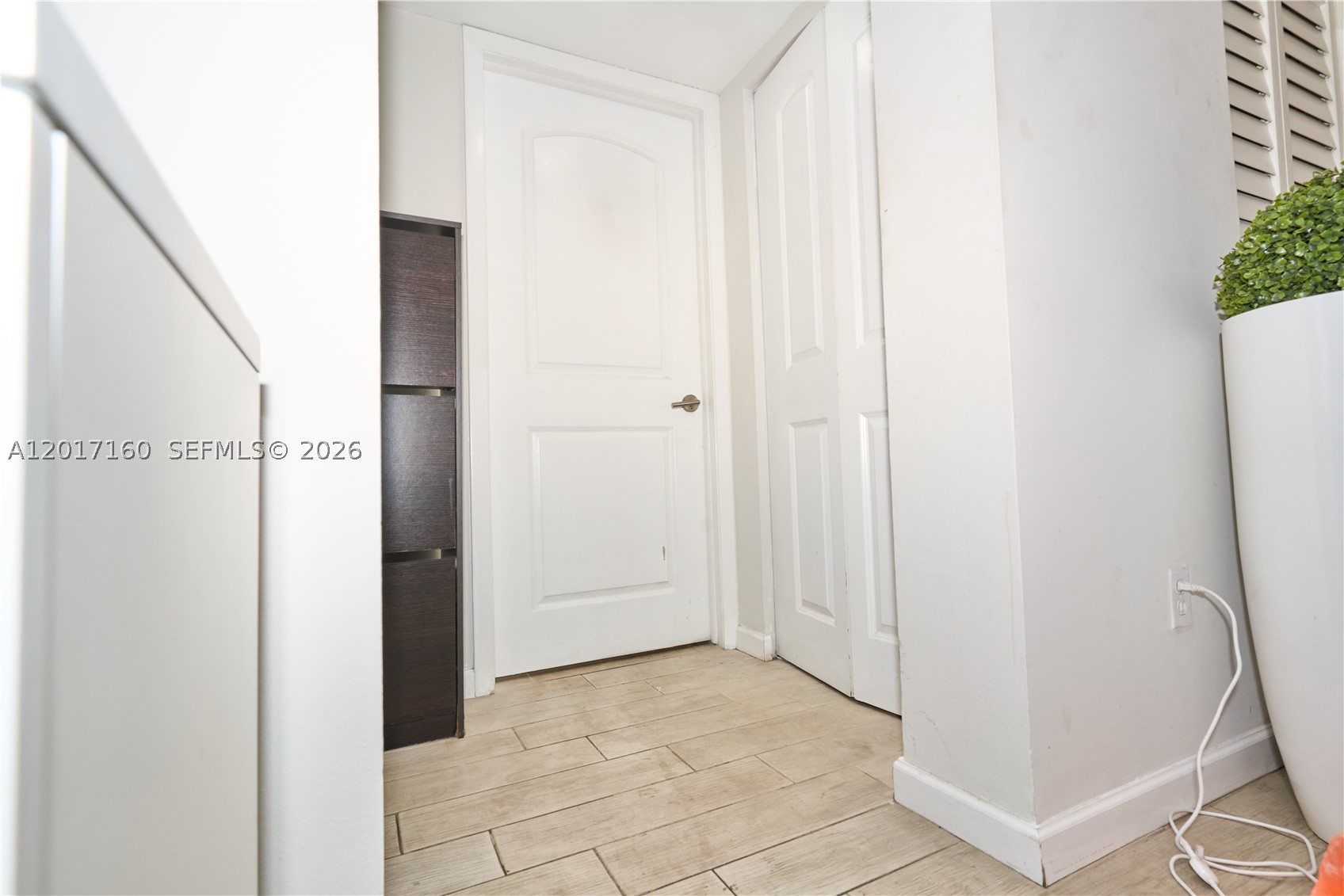 SAGA BAY GARDENS CONDO - Residential