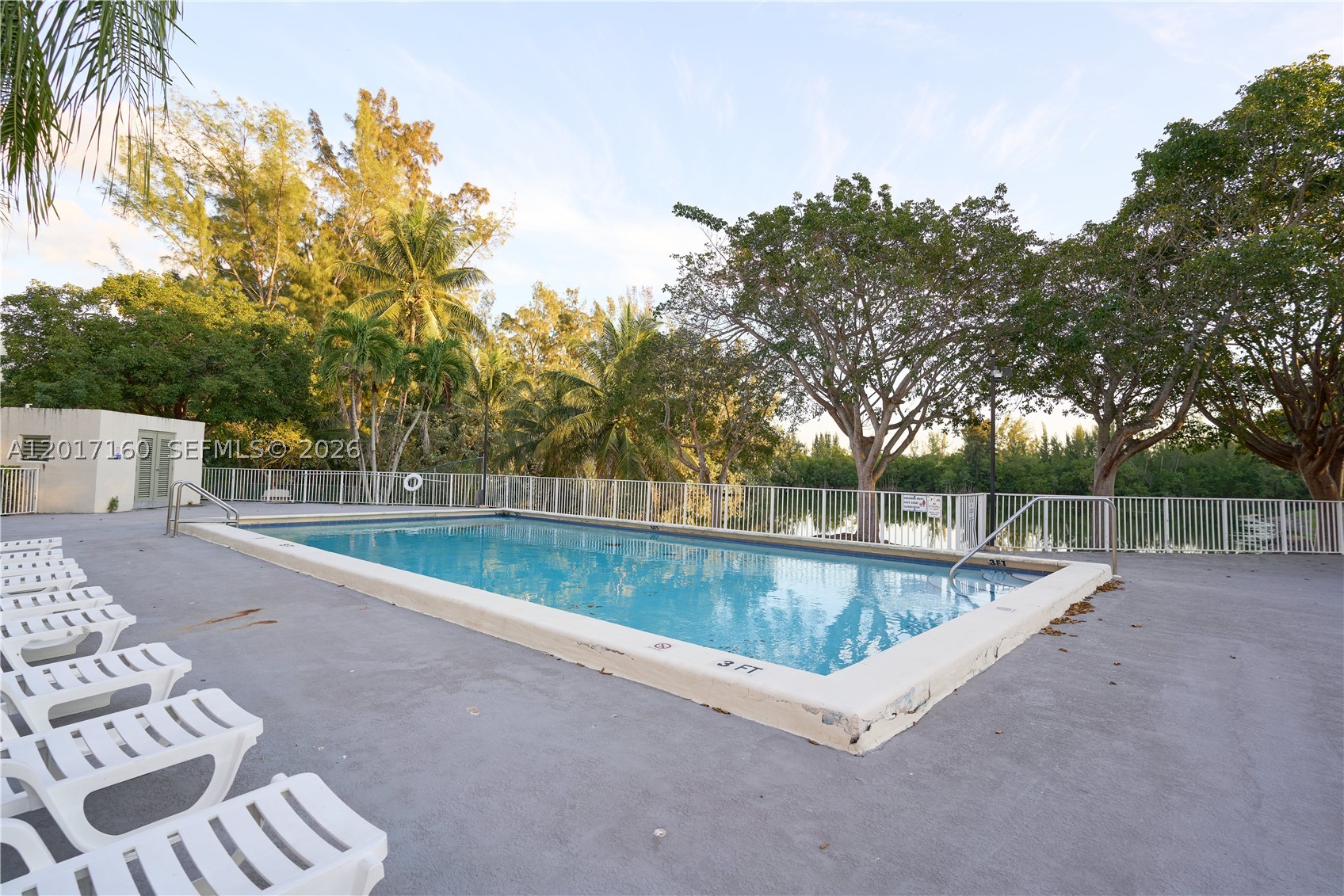 SAGA BAY GARDENS CONDO - Residential