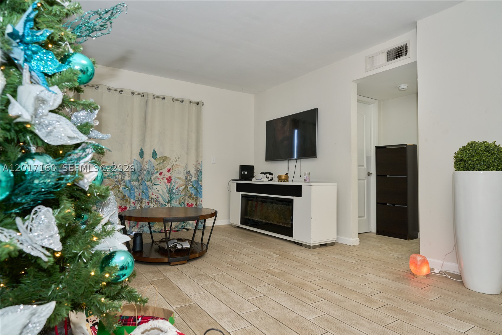 SAGA BAY GARDENS CONDO - Residential