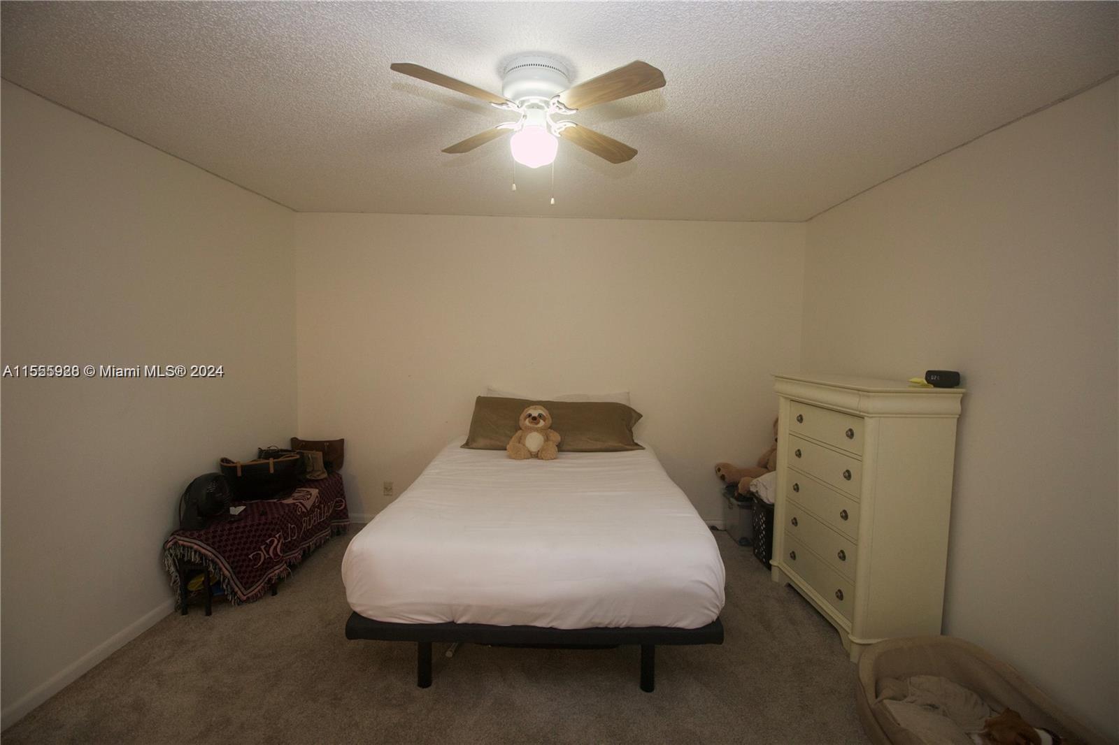 EMERALD HILLS C C APTS CO - Residential