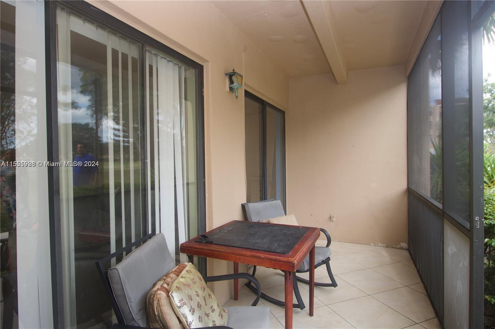 EMERALD HILLS C C APTS CO - Residential