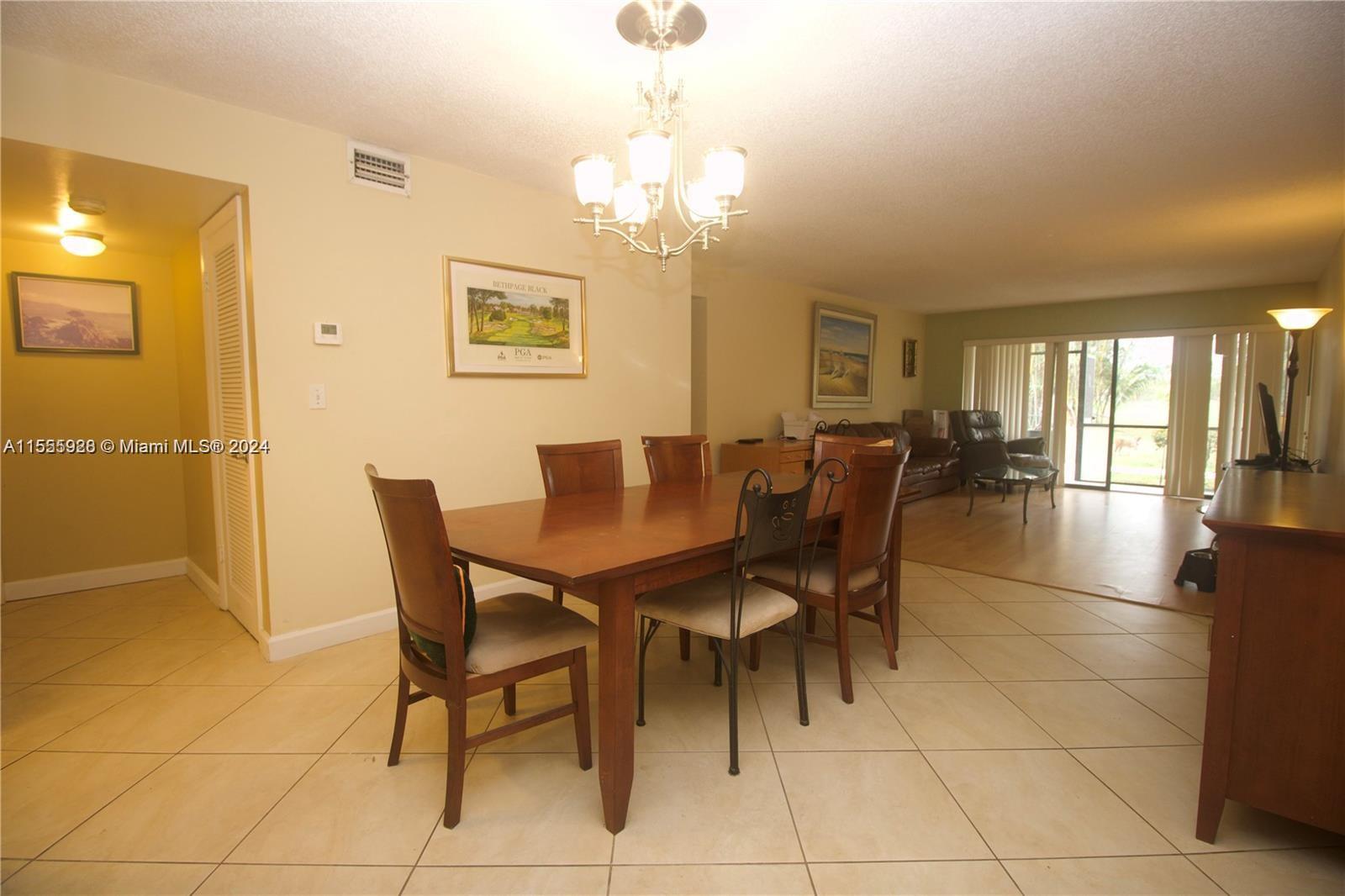 EMERALD HILLS C C APTS CO - Residential