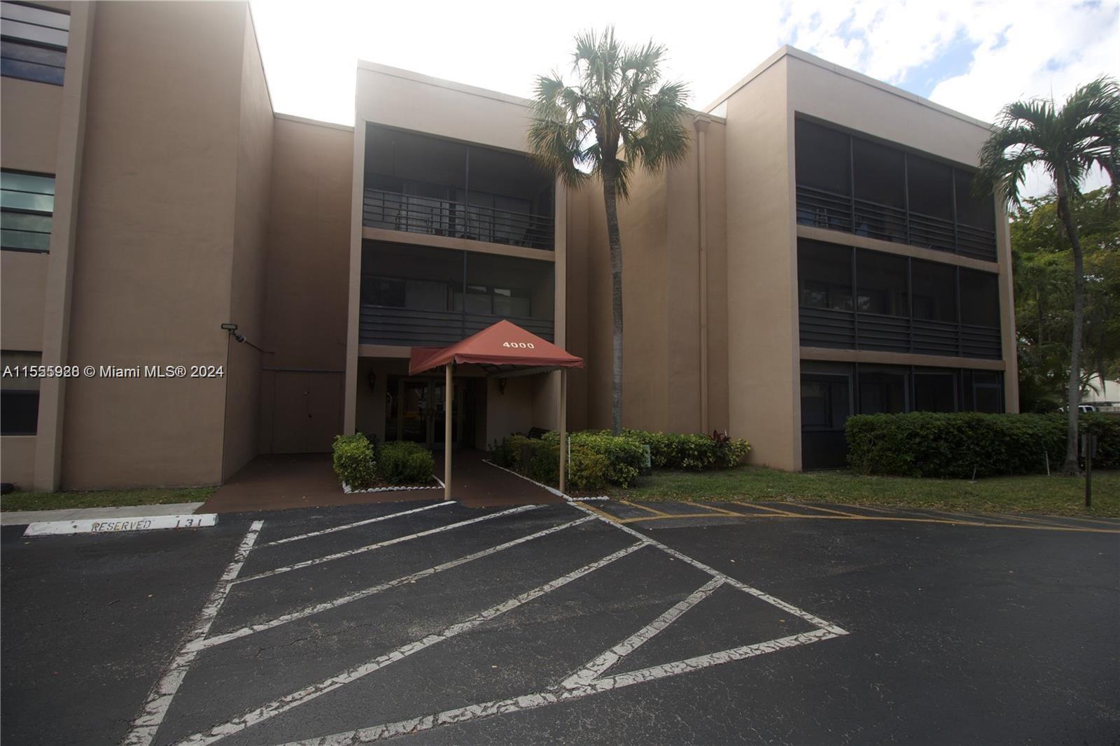 EMERALD HILLS C C APTS CO - Residential