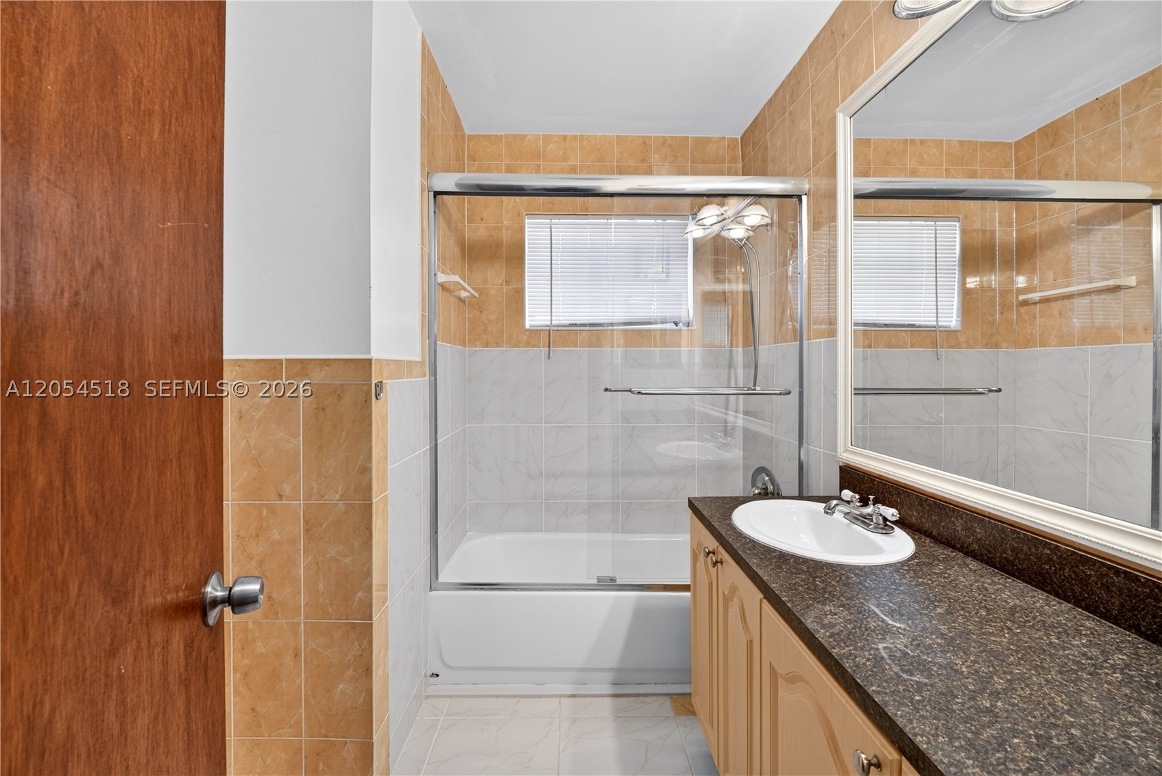 SO MIAMI HEIGHTS MANOR - Residential