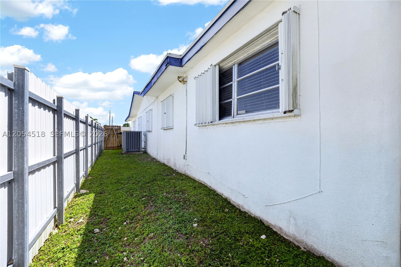 SO MIAMI HEIGHTS MANOR - Residential