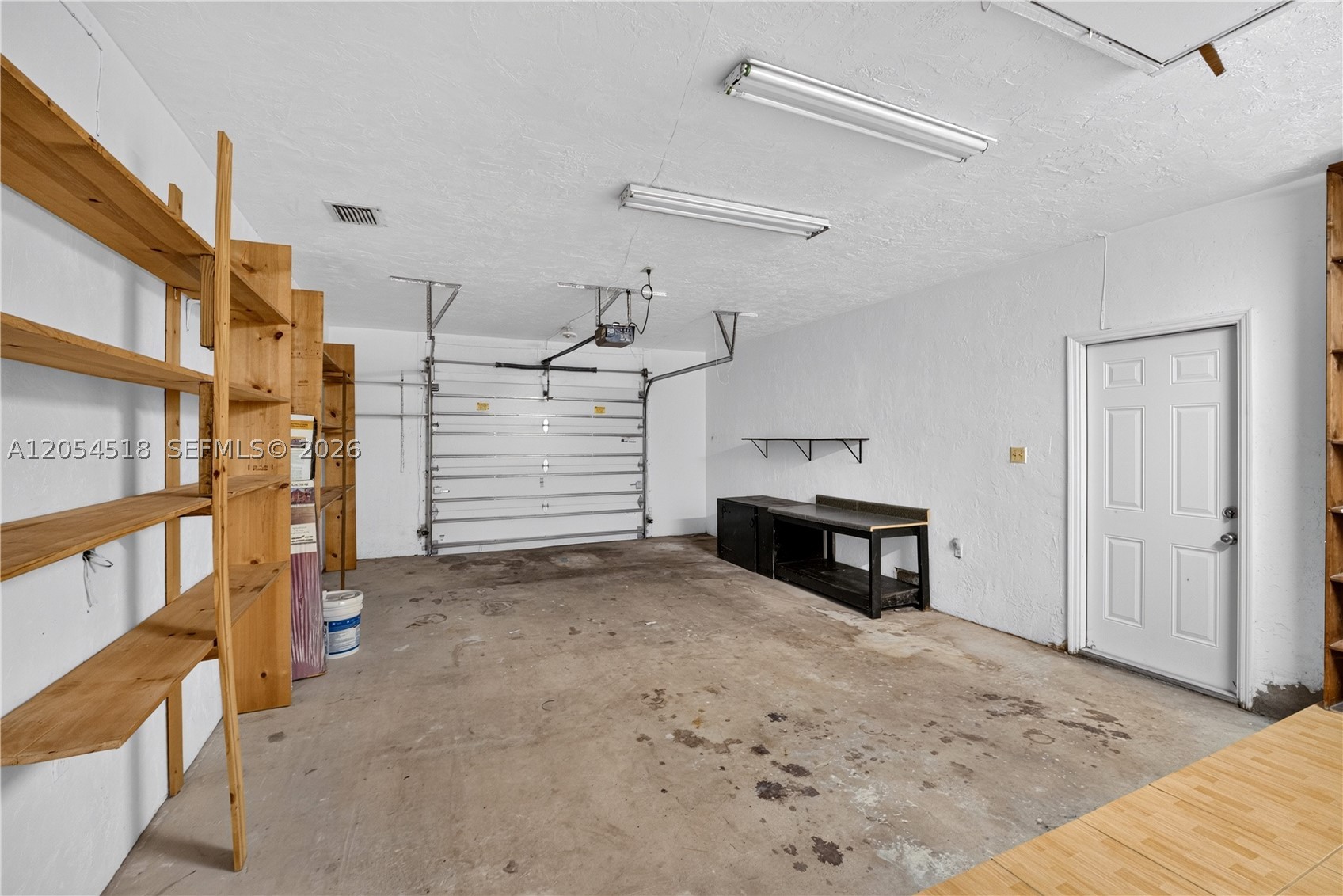 SO MIAMI HEIGHTS MANOR - Residential
