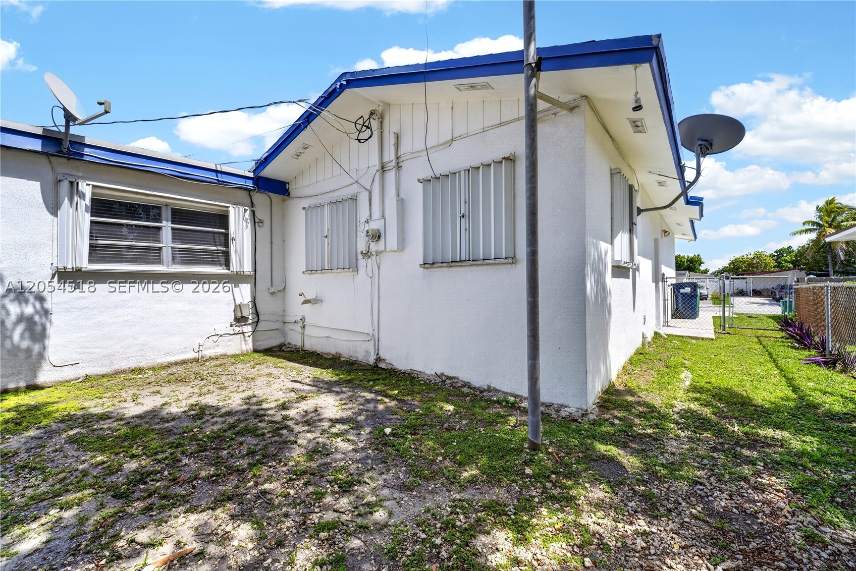 SO MIAMI HEIGHTS MANOR - Residential